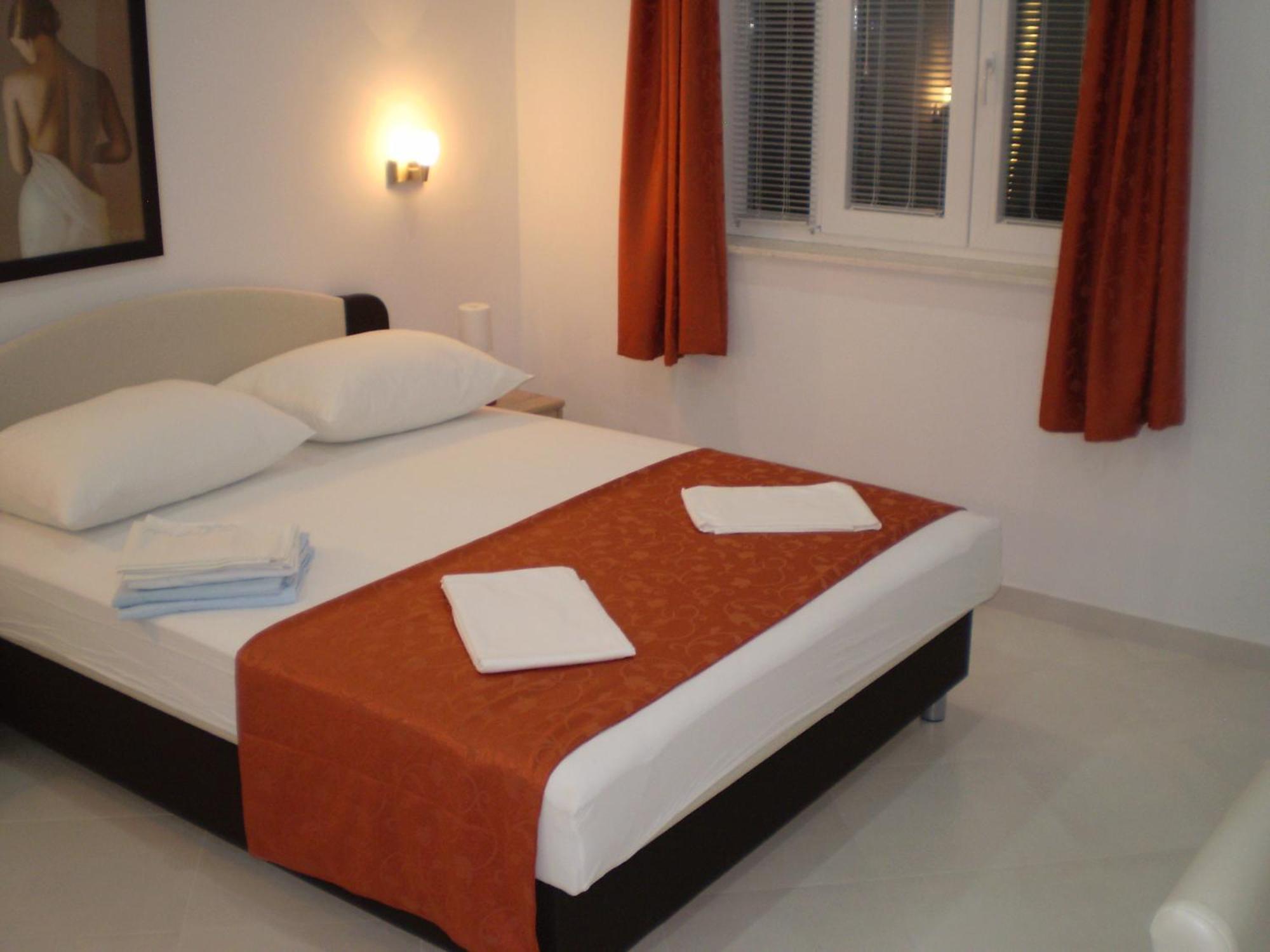 Apartments Tare, Free Parking Βόντιτσε Δωμάτιο φωτογραφία
