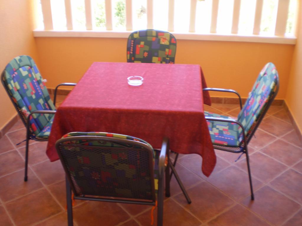 Apartments Tare, Free Parking Βόντιτσε Δωμάτιο φωτογραφία